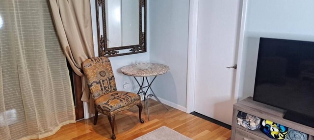 2 Bedroom Waterfront Apartment. Peaceful, Friendly NYC Location.n