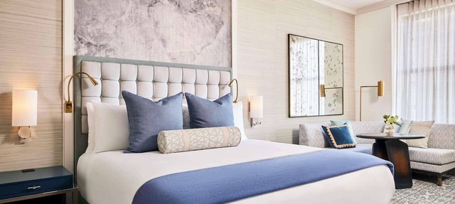 2 Connecting Suites + Connecting Room at a 5⭐️ Hotel