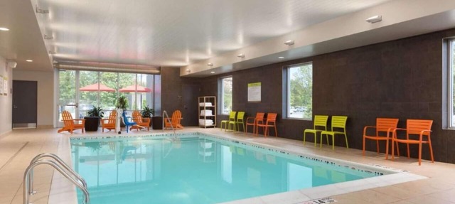 2 Convenient Units w/Free Breakfast, Pets Allowed. Near Six Mile Waterworks