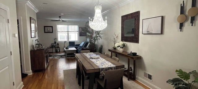 2-Level 2 bedroom, 2 1/2 bath condo near MetLife. Easy rideshare access