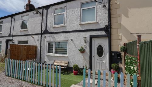 2 Stoneleigh Cottage