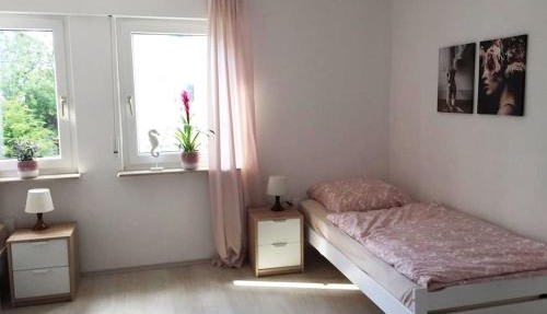 22b große Wohnung mit Balkon, SmartTV und Wlan