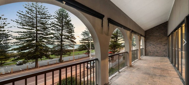 25 Esplanade Beachfront Villa with Ocean Views