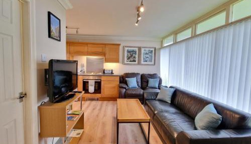 28 Broadside Holiday Chalet near Broads & Beaches