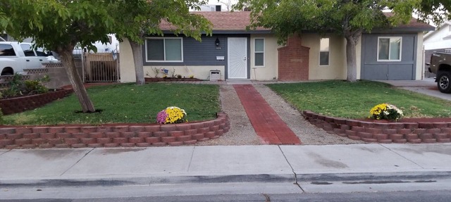 3 Bed Fully Remodeled 25 min to Las Vegas Strip or 7 mins to Lake Mead