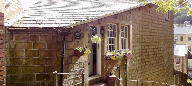 3 bedroom accommodation in Hebden Bridge Birkenhead Cottage