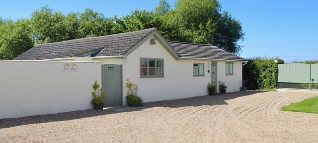 3 bedroom accommodation in Bilsington, near Ashford