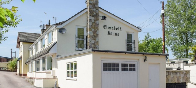 3 bedroom accommodation in Weston Rhyn