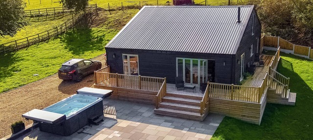 3 bedroom accommodation in Preston, near Canterbury