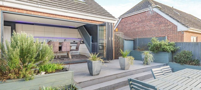3 bedroom accommodation in Canterbury