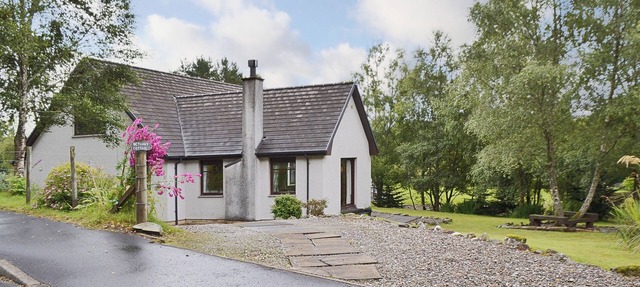 3 bedroom accommodation in Brig O&rsquo;Turk, near Callender