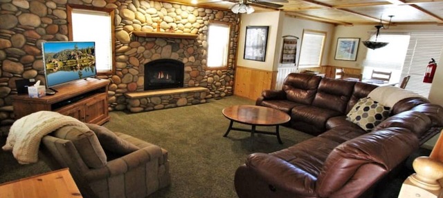 3 bedroom accommodation in Big Bear Lake