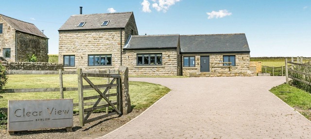 3 bedroom accommodation in Barlow, near Chesterfield