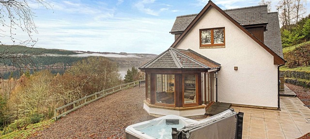 3 bedroom accommodation in Foyers, near Inverness