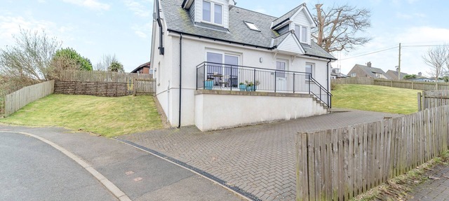 3 bedroom accommodation in Brodick