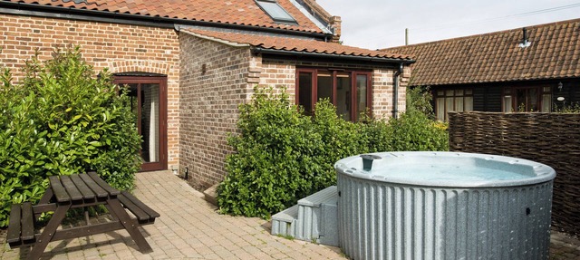 3 bedroom accommodation in Catfield