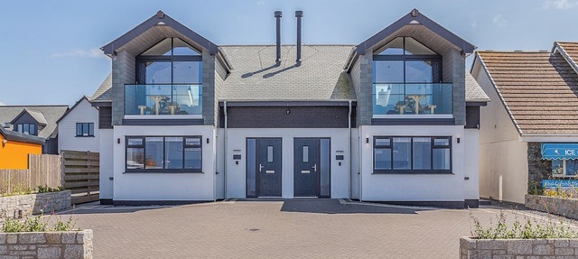 3 bedroom accommodation in Helston