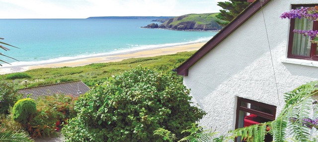 3 bedroom accommodation in Praa Sands, Penzance