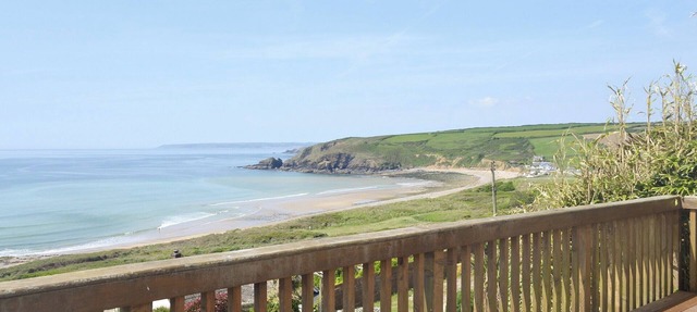 3 bedroom accommodation in Praa Sands, near Penzance