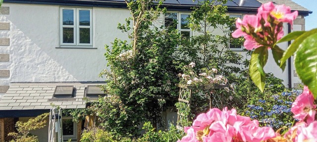 3 bedroom accommodation in Carnkie, near Carn Brea Redruth