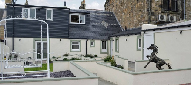 3 bedroom accommodation in Dalry