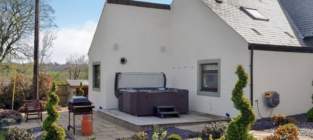 3 bedroom accommodation in Dalry