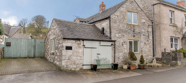 3 bedroom accommodation in Brassington, near Matlock