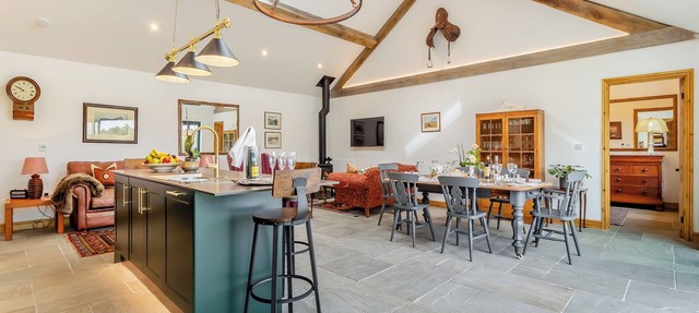 3 bedroom accommodation in Watton
