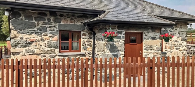 3 bedroom accommodation in Llanuwchlyn, near Bala