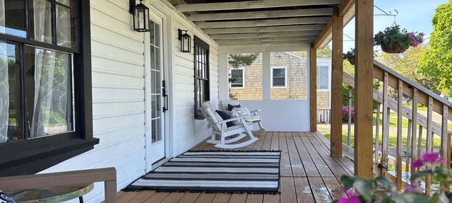 3 Bedroom Home Facing Inner harbor with 1st Floor King Bedroom.