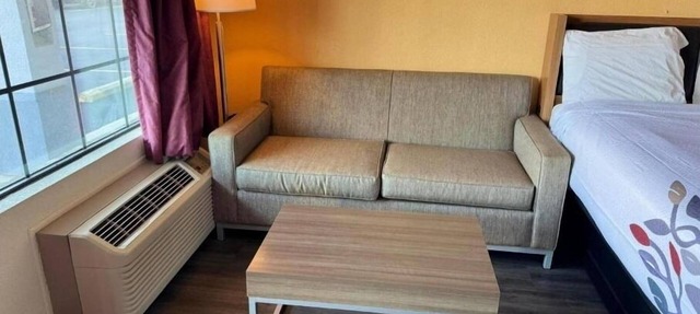 3 Great Value Rooms Near Taco Bell – Each w/TV, Perfect for Travelers