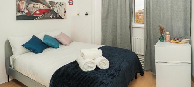 3 of 5 Room Cozy, spacious and modern in Camden Town