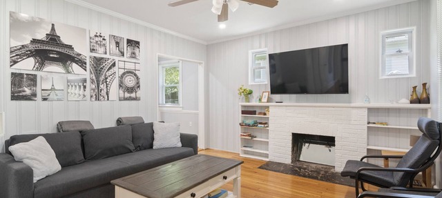 3Bd House Walk to DC Metro