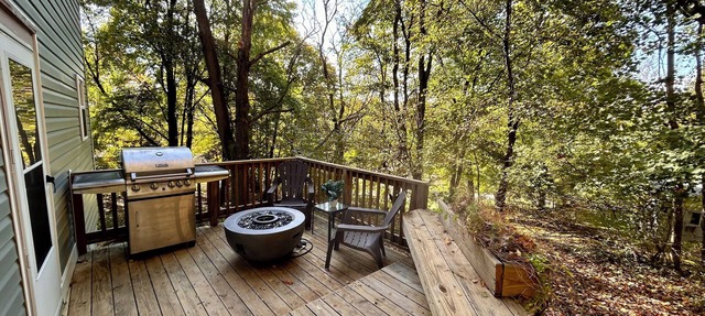 3BR Hampton Easy Downtown Access, quiet retreat with lots of privacy