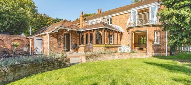 4 Bed Windsor Countryside Escape - By Tempstay
