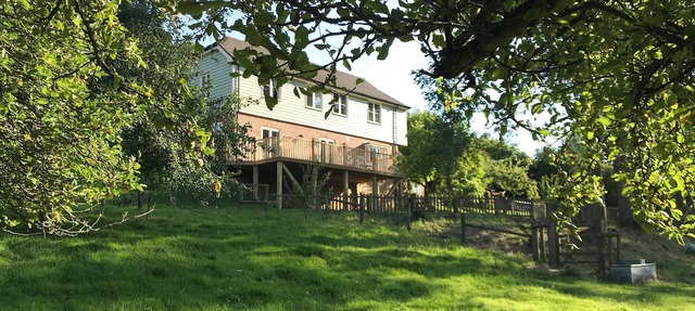 4 bedroom accommodation in Petham, near Canterbury