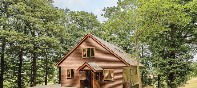 4 bedroom accommodation in Garthmyl, Montgomery
