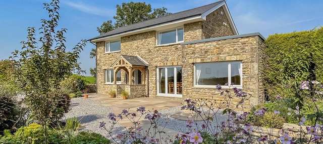 4 bedroom accommodation in Ingleton