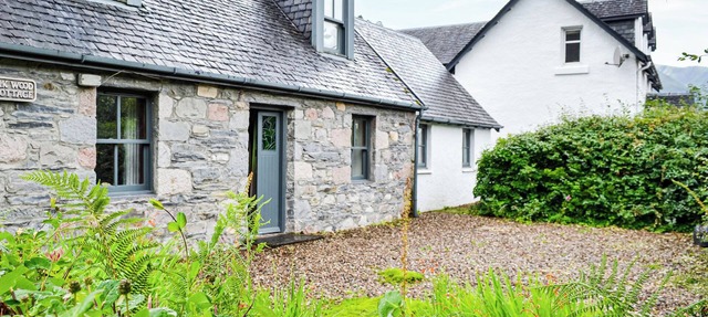 4 bedroom accommodation in Glencoe