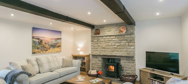 4 bedroom accommodation in Wardlow, near Buxton