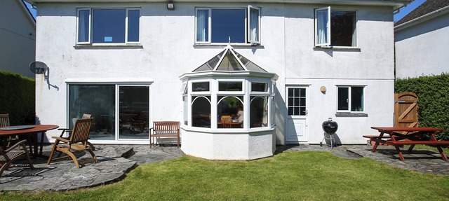 4 bedroom accommodation in Illogan, near Redruth