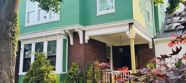 4 br 2 baClassical Victorian Home Off Walnut Street in Shadyside Pittsburgh