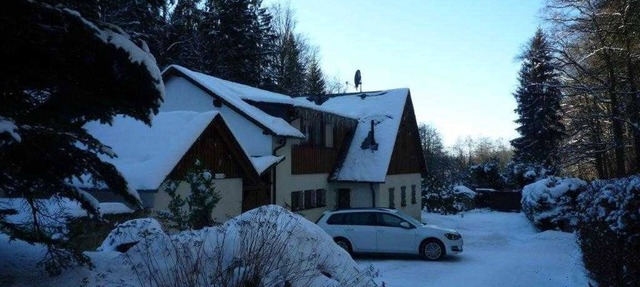 4 double rooms, 1 single room - private accommodation Oppach