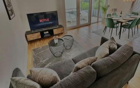 4-Zimmer-Apartment - Messe - Airport - Tiefgarage - 3-Schlafzimmer - Küche