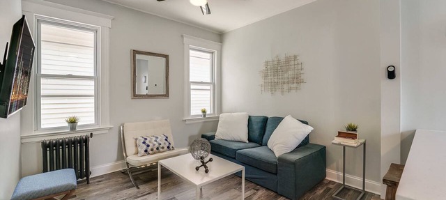 4BR/2BA Duplex Apt in Downtown Montclair w/Parking