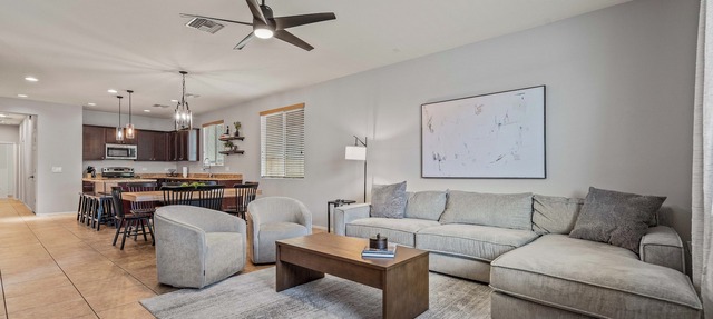 4BR Luxury Home | Backyard & Pool Access