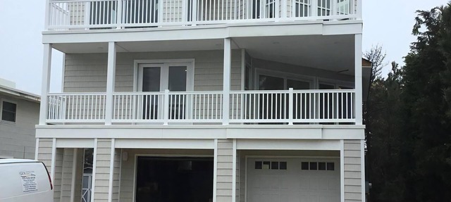 4th from the OCEAN! SLEEPS 10!
