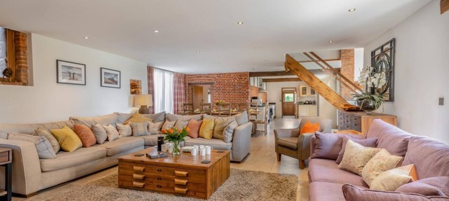 5 Bed in Lower Bodham (oc-s29594)
