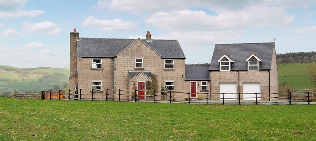 5 bedroom accommodation in Llansilin, near Oswestry