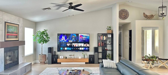 5 miles to STRIP, Airport, Henderson 3 Bed 2 Bath